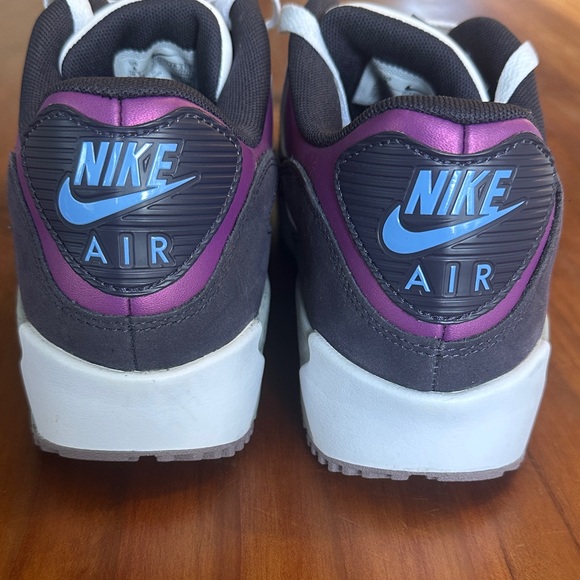 Nike Air Max 90 Golf in Cave Purple - Picture 7 of 9
